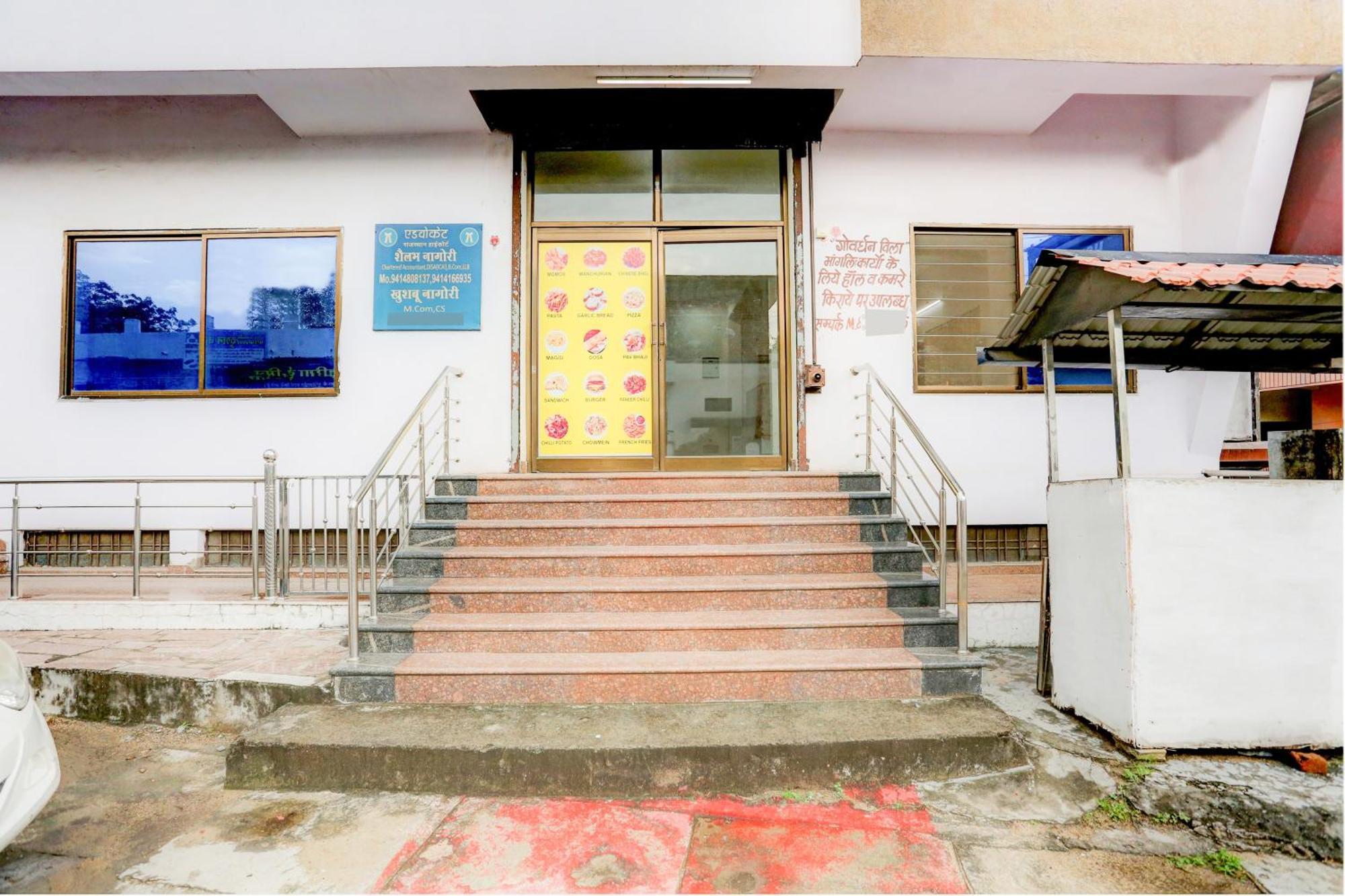 Super Hotel O Goverdhan Villa Udaipur Exteriör bild