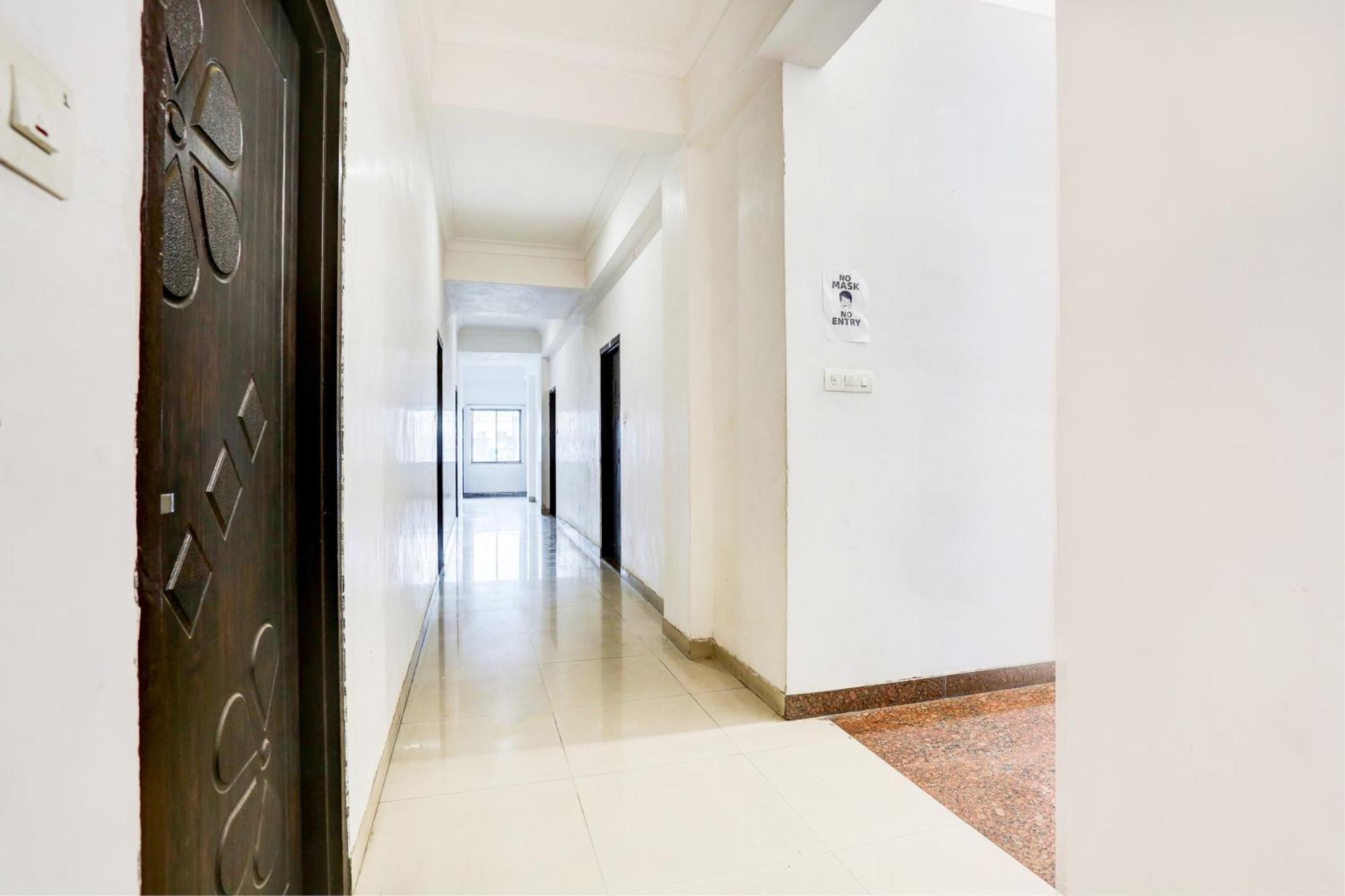 Super Hotel O Goverdhan Villa Udaipur Exteriör bild